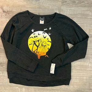 Disney's Nightmare Before Christmas sweatshirt. Large . Jack with Sally NWT
